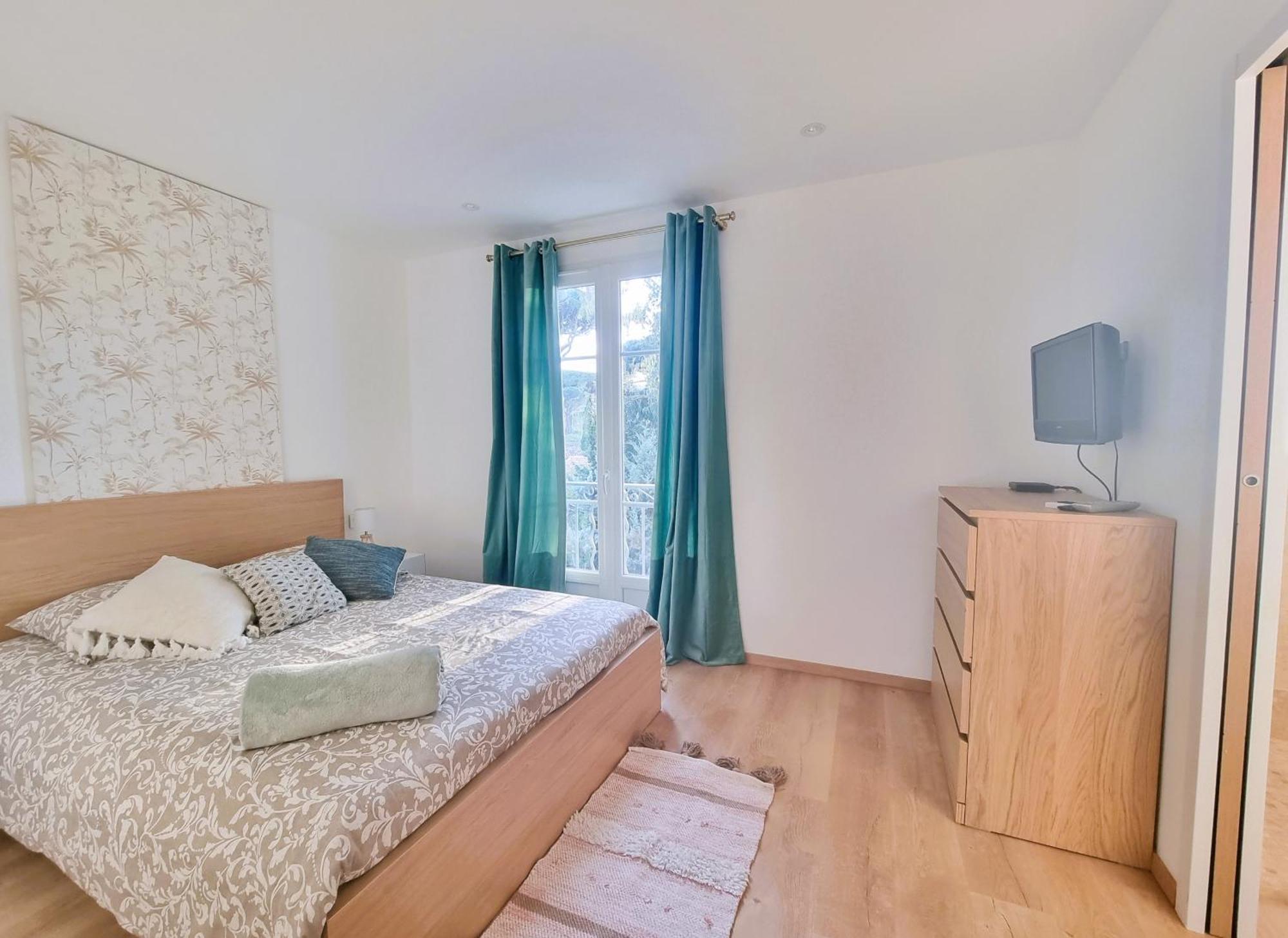 Superbe Appartement Terrasse Et Parking Prive Сен-Тропе Экстерьер фото